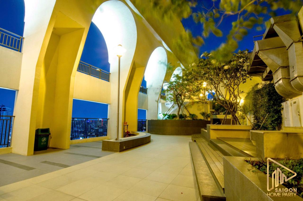 Icon 56 - Free Rooftop Pool Gym 6 Near Ben Thanh Market ホーチミン市 エクステリア 写真
